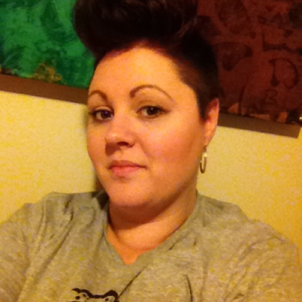 Meet your Posher, Angela